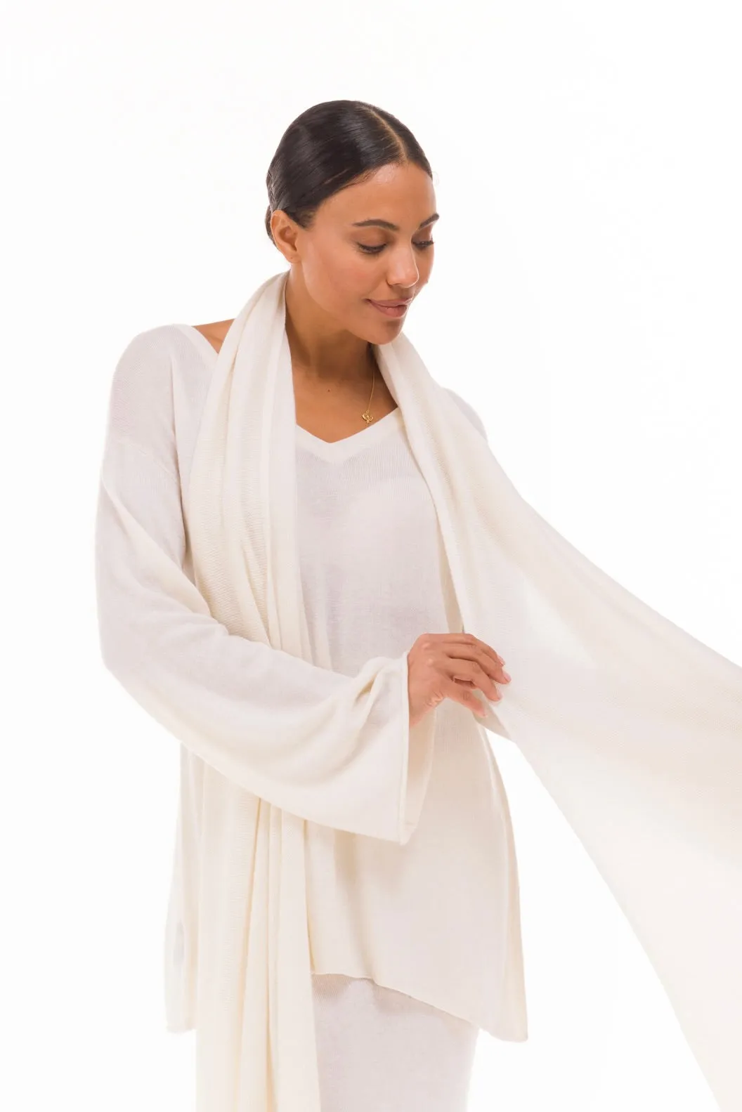 100% CASHMERE KNITTED SCARF WINTER WHITE