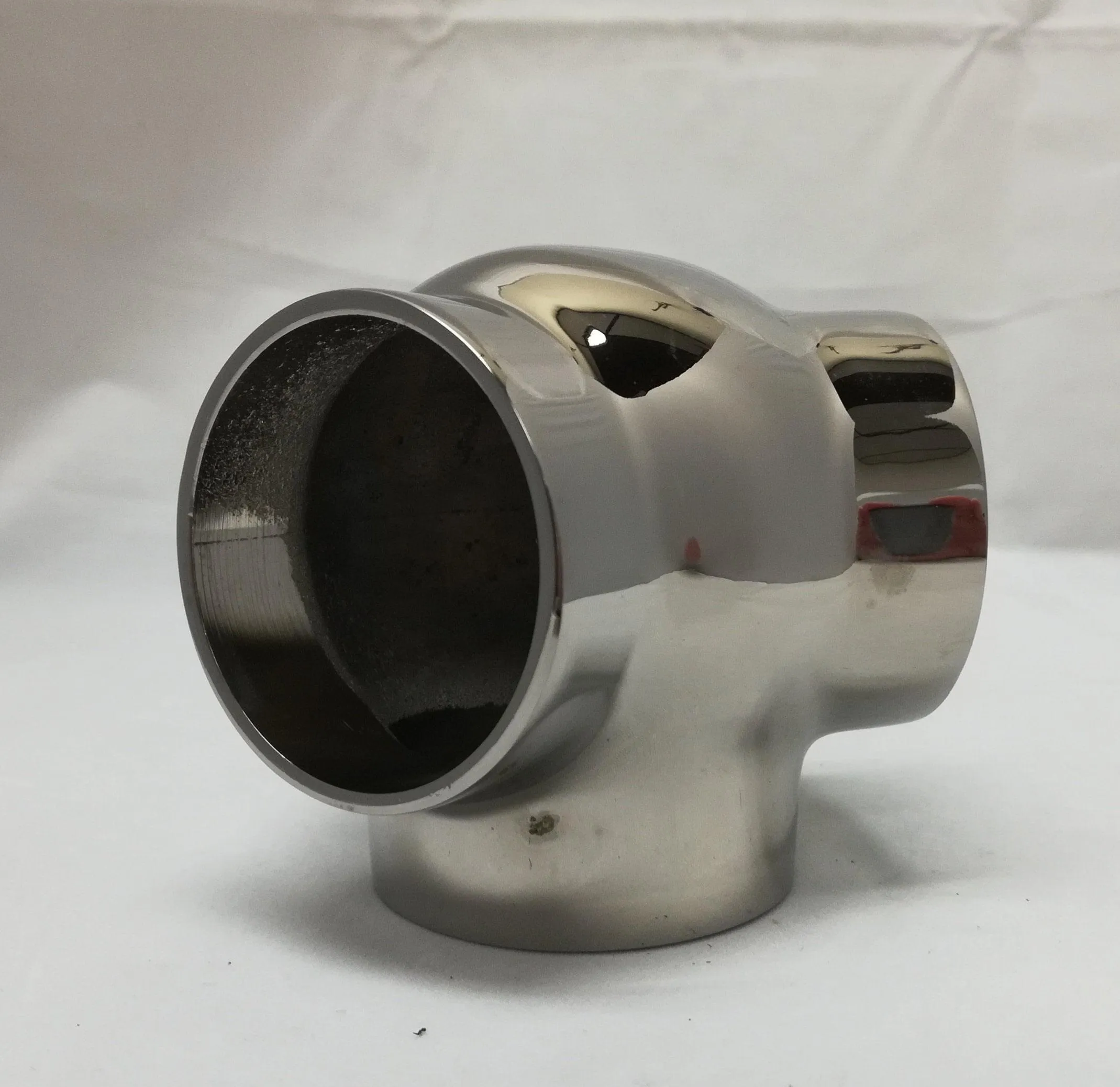 135° Ball Side Outlet Elbow for 2" Tubing
