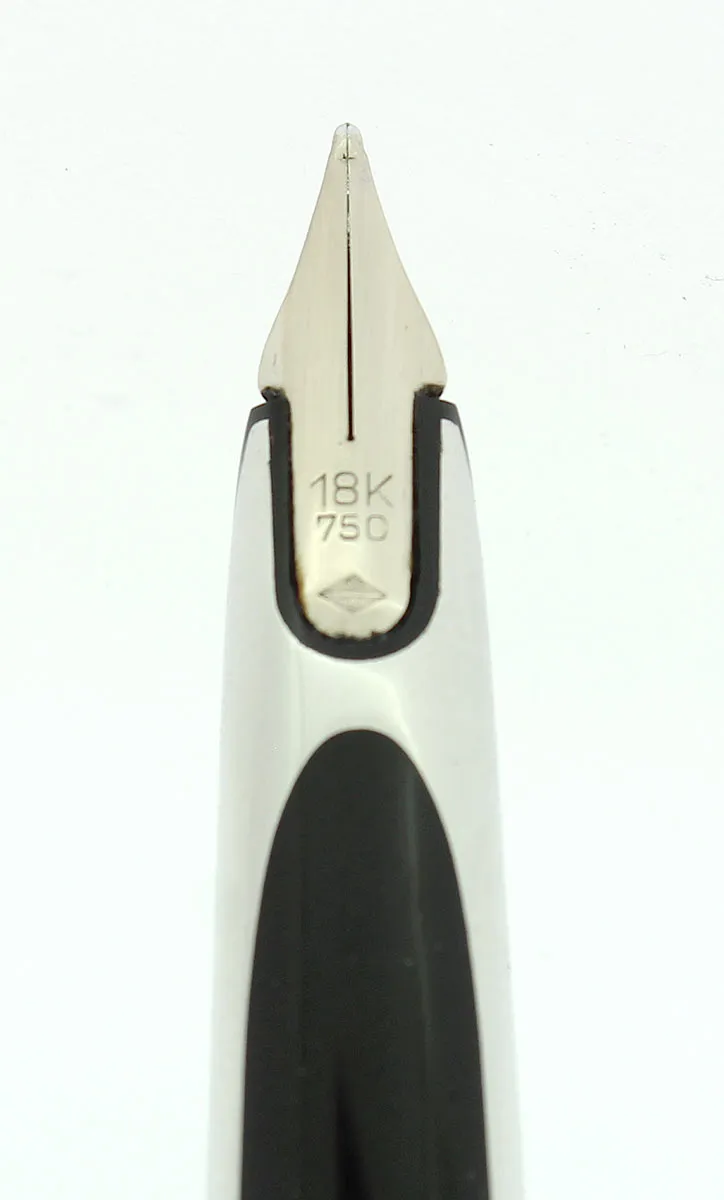 1950S-1960s WATERMAN C/F SILVER MOIRE FOUNTAIN PEN 18K NIB & PENCIL SET NR MINT