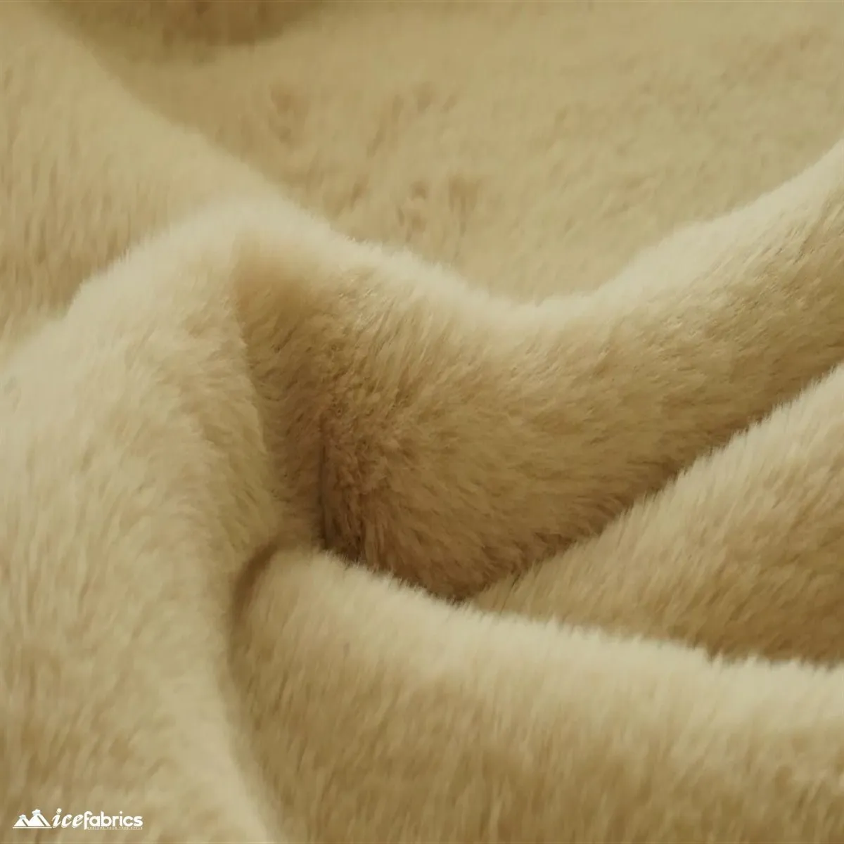Bunny Thick Faux Fur Minky Fabric / Short Pile / Super Soft