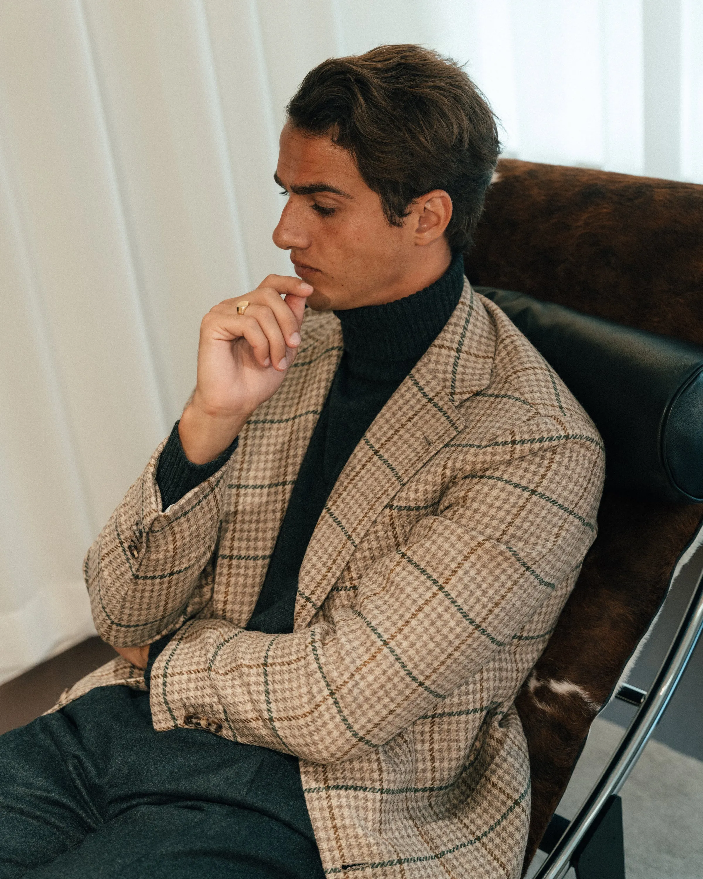 Dark Grey Cashmere Turtleneck