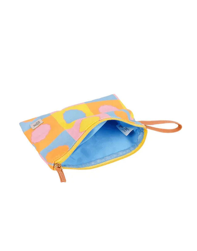 Essentials Pouch