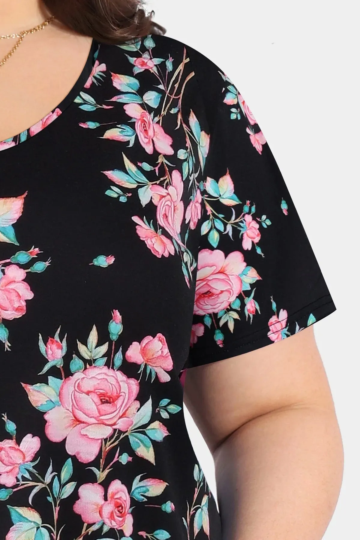 Floral Resort Outfit Button Detail Short Sleeves T-shirt