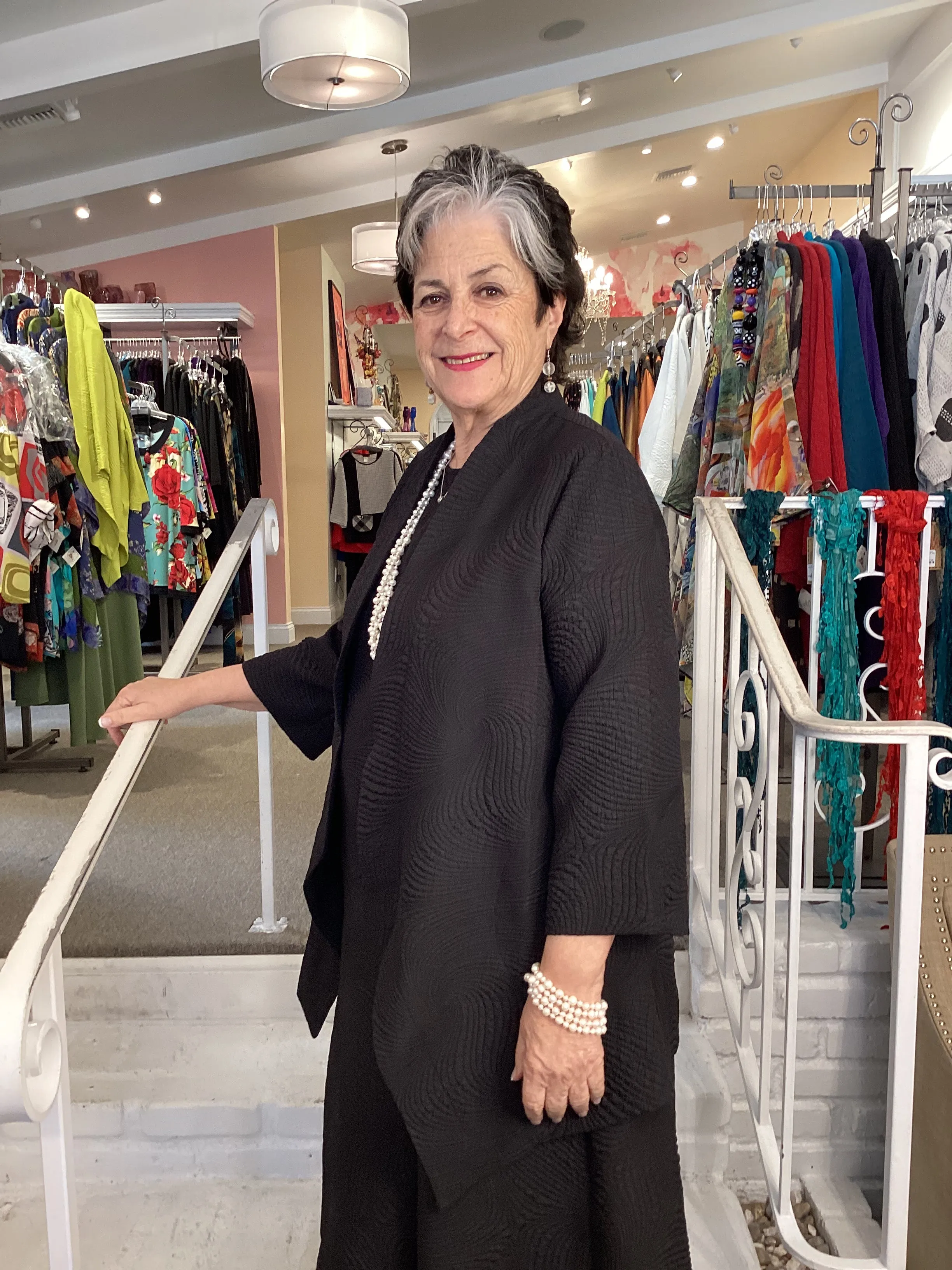 LONG SWIRL JACKET - BLACK