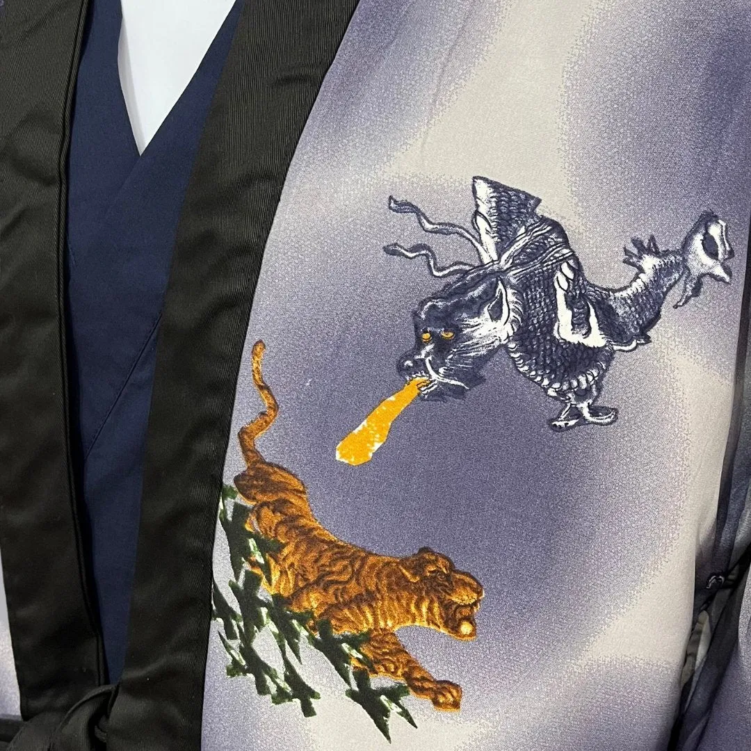 Mens traditional Japanese reversible Hanten coat - Sumo, tiger and dragon print