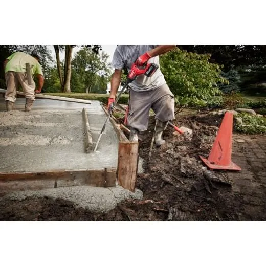 Milwaukee 2911-21 M18 FUEL™ 8' Concrete Pencil Vibrator Kit