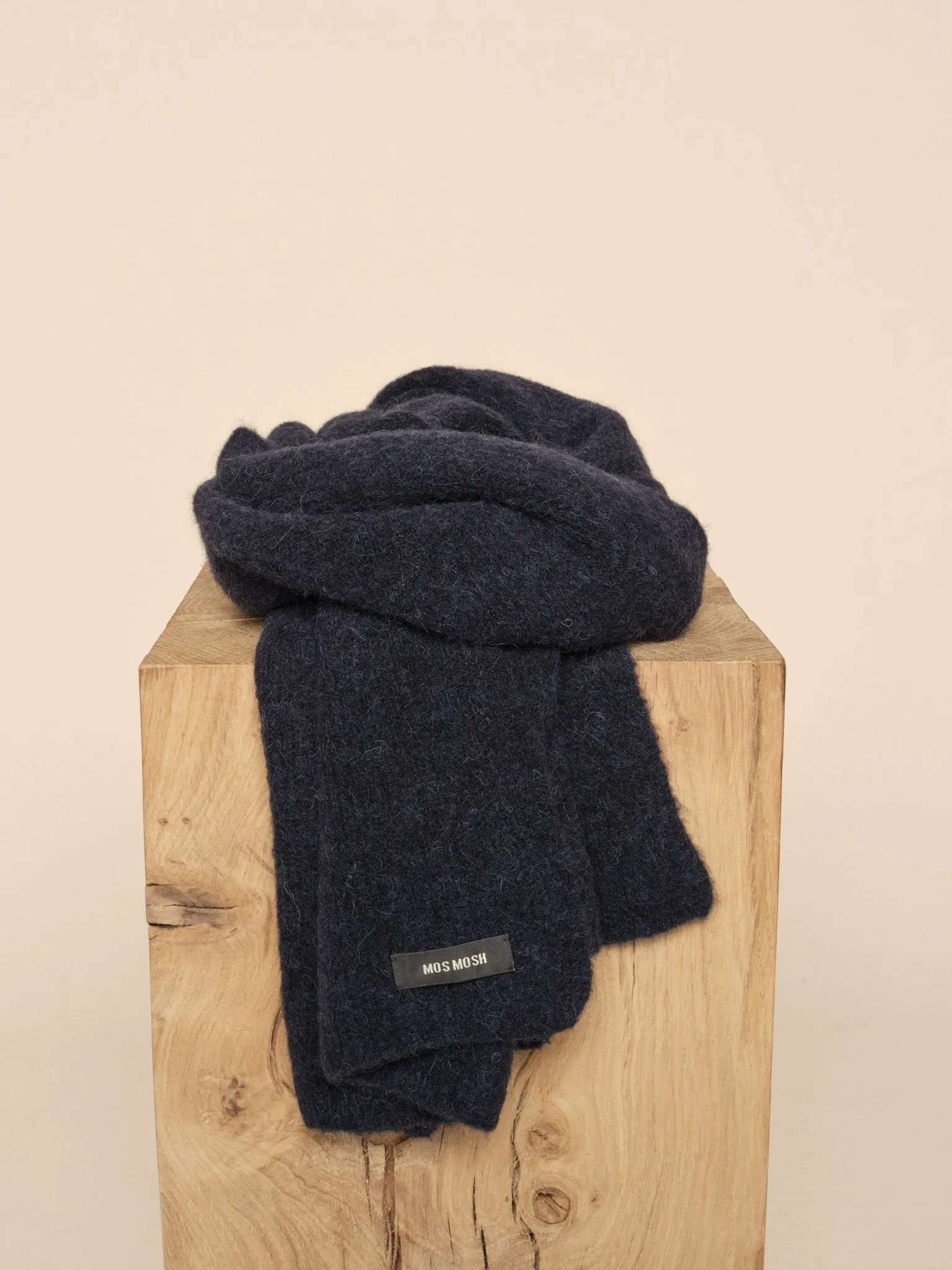 MMThora Knit Scarf