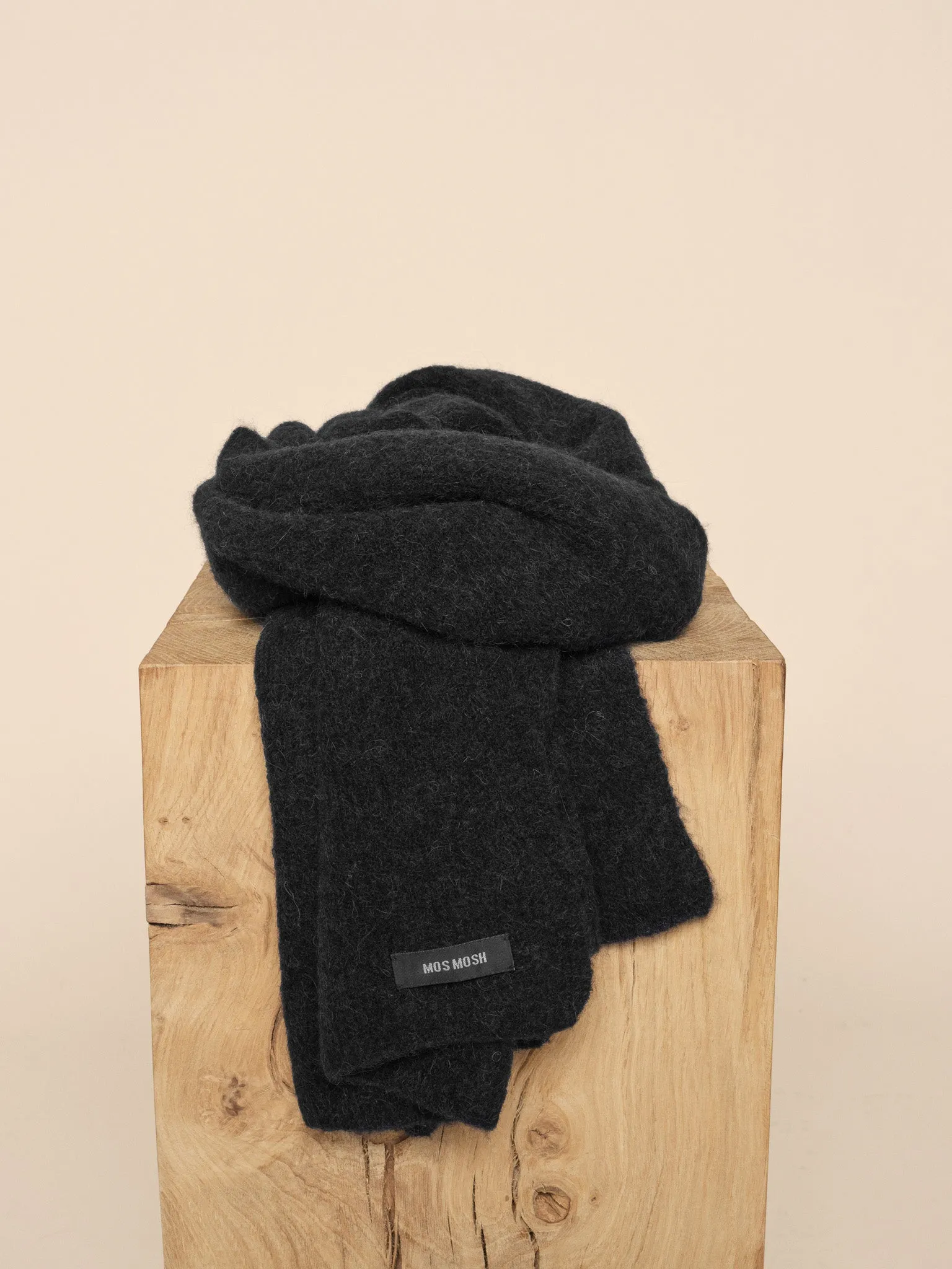 MMThora Knit Scarf