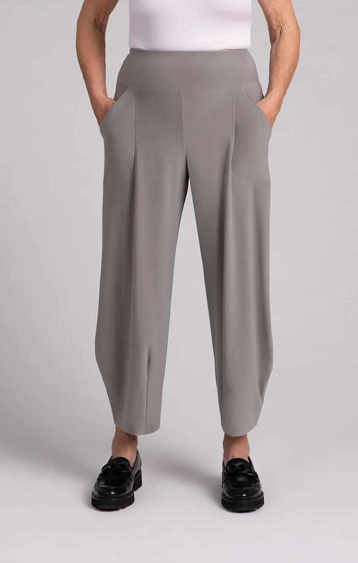 Narrow Lantern Pants