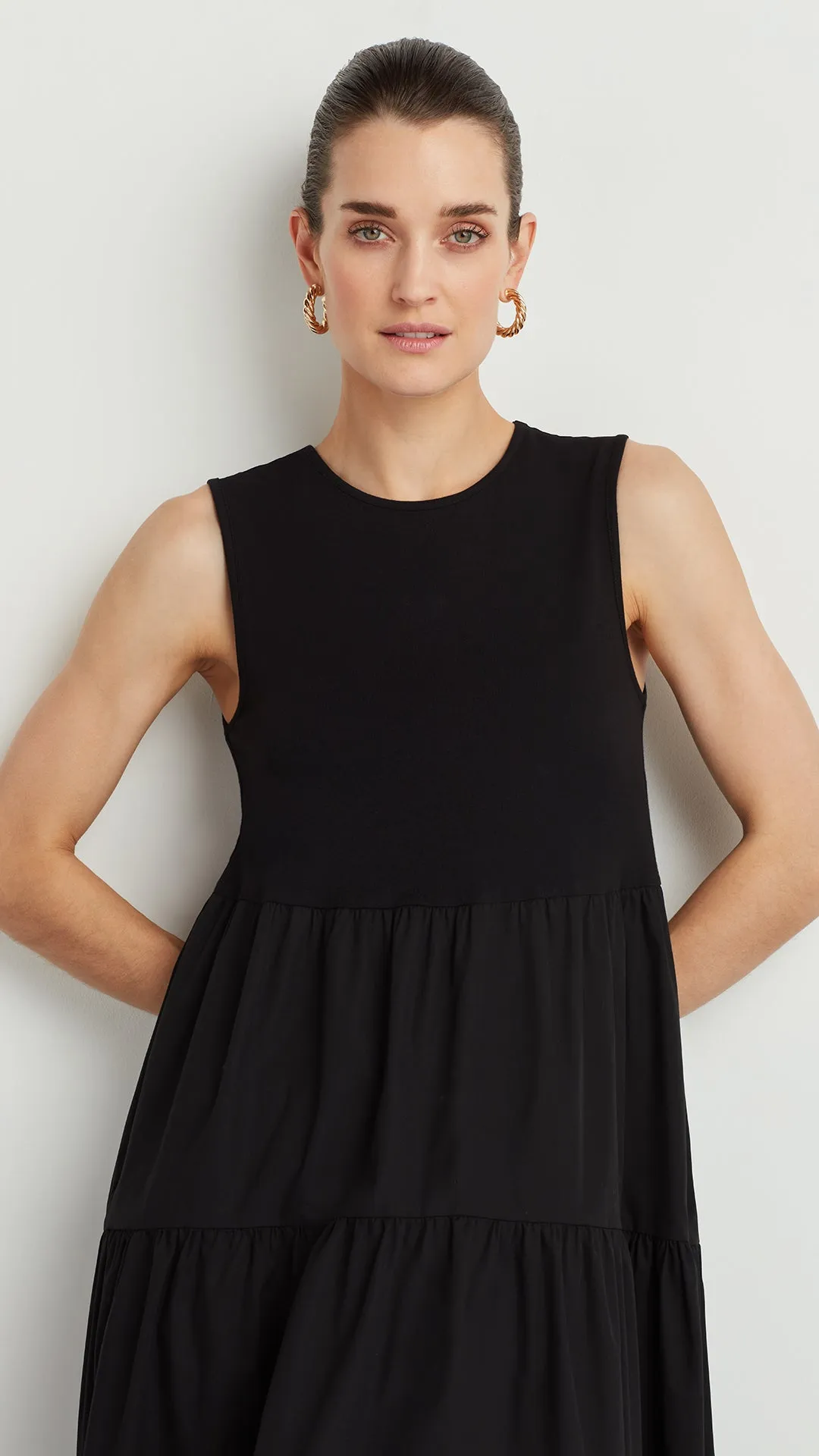 SLEEVELESS DRESS WITH TIERED SKIRT