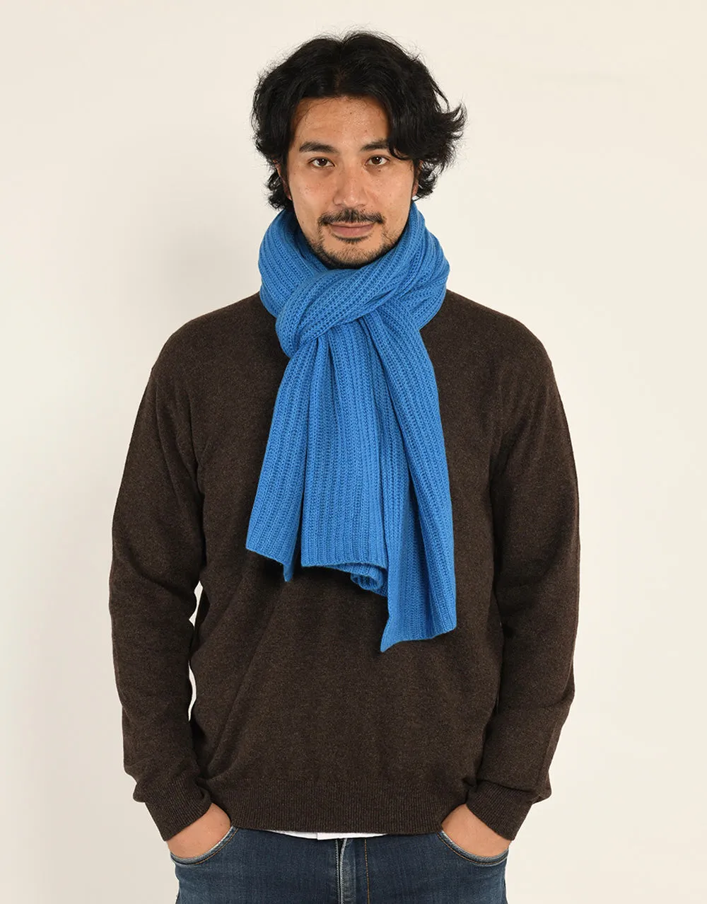 Thick Ribbed Cashmere Scarf in Azul
