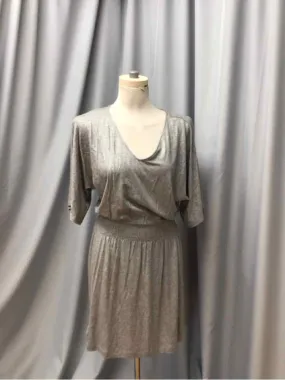WHITE HOUSE BLACK MARKET SIZE SMALL Ladies DRESS